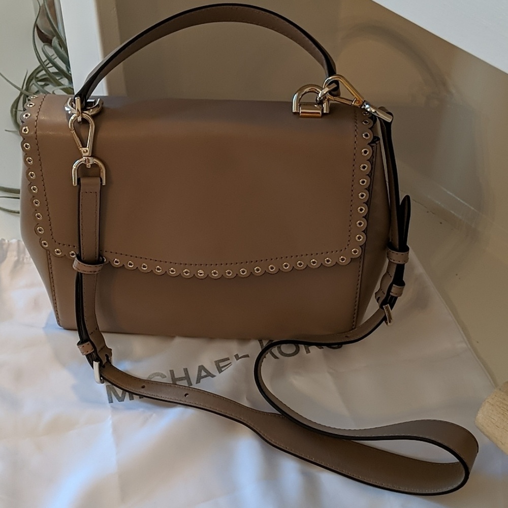 MK AVA TOP HANDLE SATCHEL - Picture 5 of 8